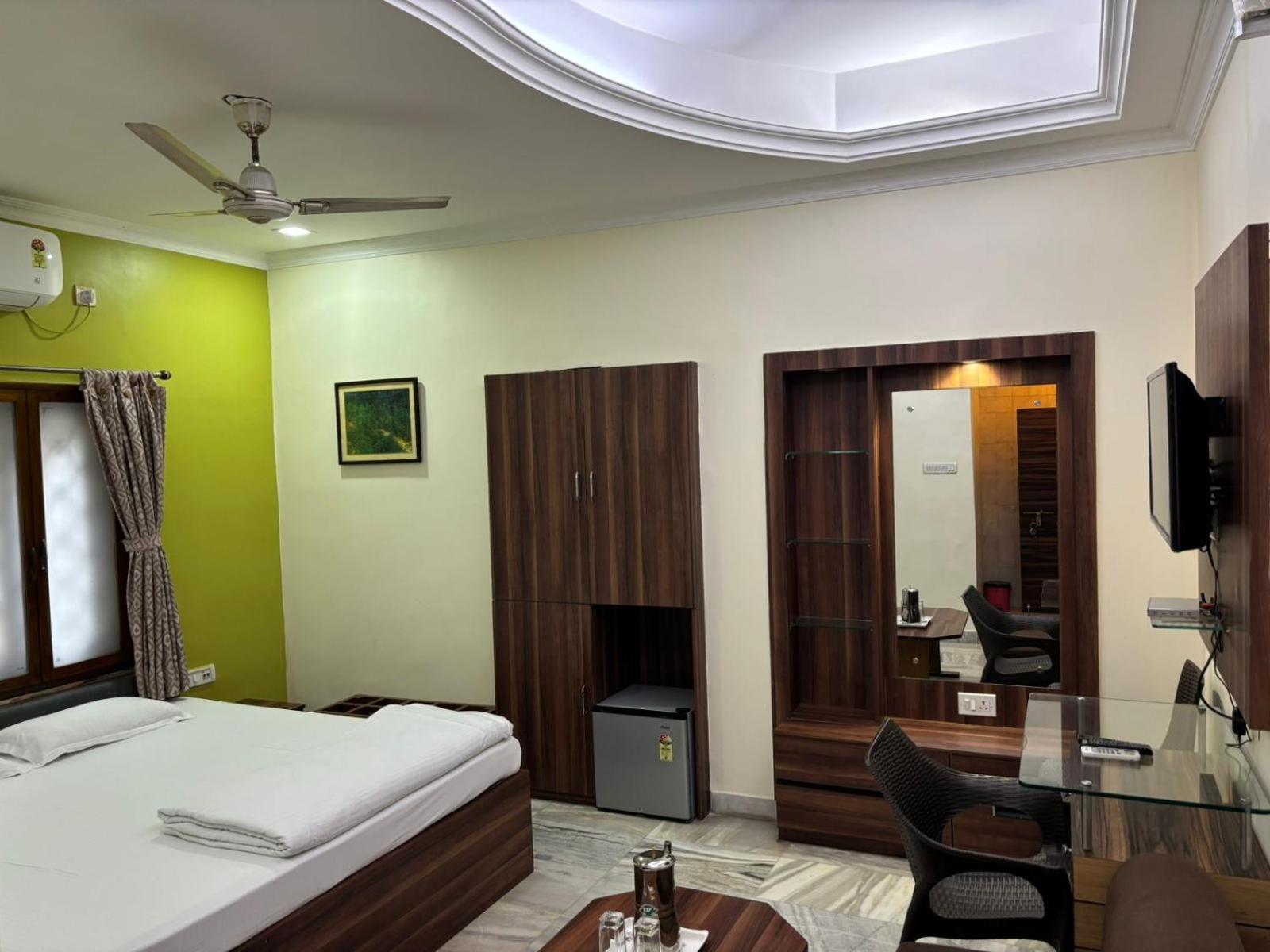 Om Sai Villa Guesthouse Kalkutta Exterior foto
